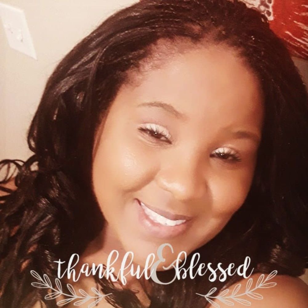 Meet your Posher, Alisha